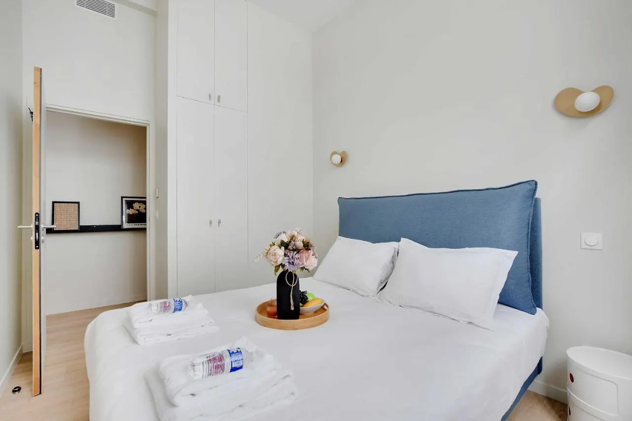 Modern Apartment - 2Br-6P - Eiffel Tower Paris