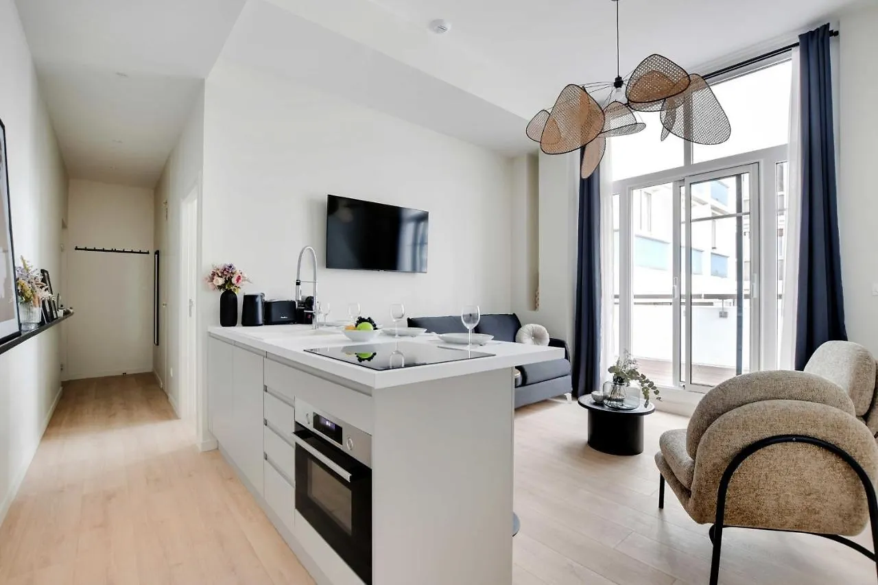 Modern Apartment - 2Br-6P - Eiffel Tower Paris 0*,